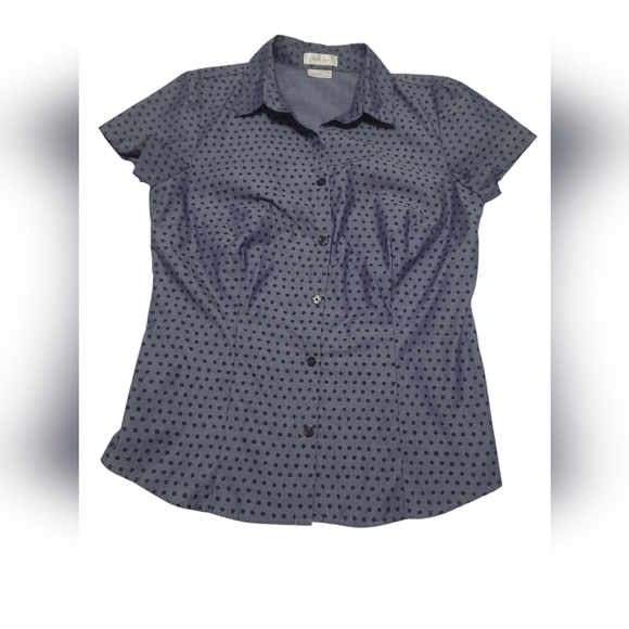 NWOT  Van Heusen Blue Poka Dot Short-sleeved Button-down Blouse Size Small - Picture 6 of 11
